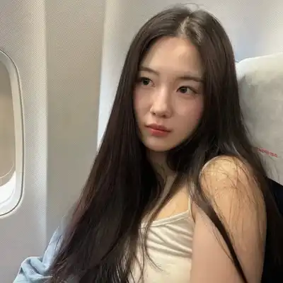 袁英